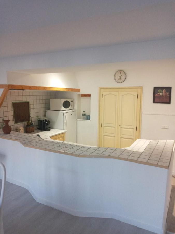 Peggy Apartamento Cotignac Exterior foto