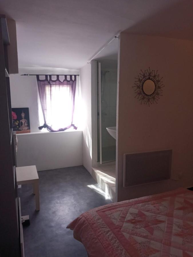 Peggy Apartamento Cotignac Exterior foto