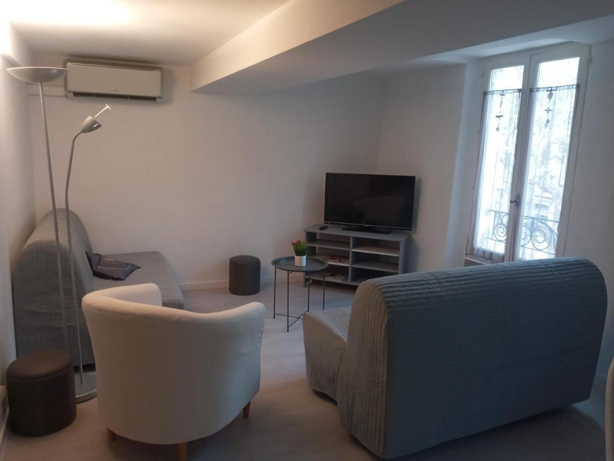 Peggy Apartamento Cotignac Exterior foto