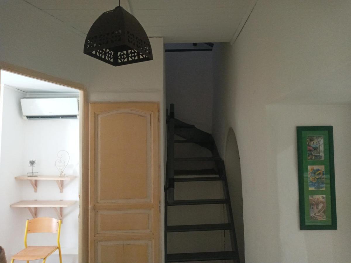 Peggy Apartamento Cotignac Exterior foto